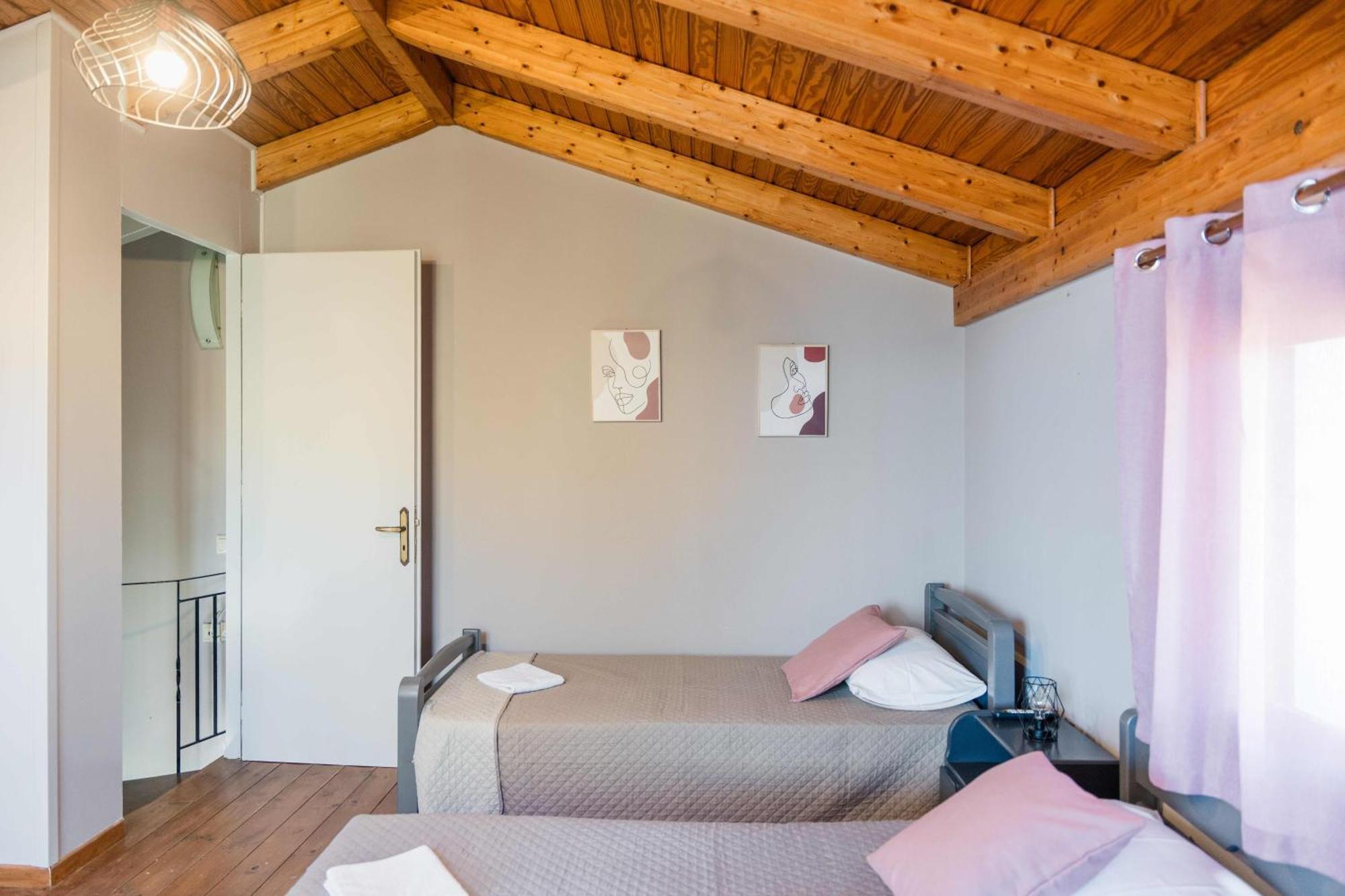 Elia Studios Lixouri Buitenkant foto