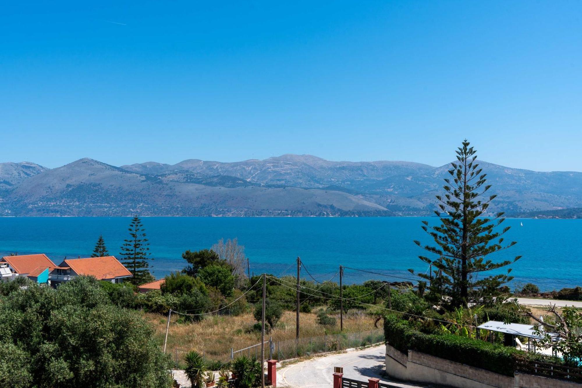 Elia Studios Lixouri Buitenkant foto
