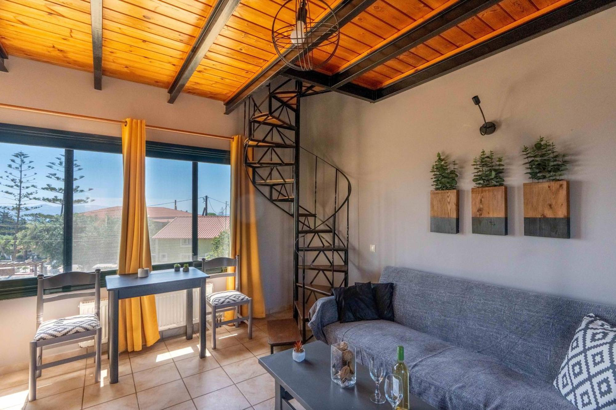 Elia Studios Lixouri Buitenkant foto
